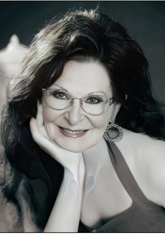 Sophie Tess (Bardot)