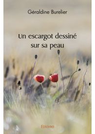 Un escargot dessiné sur sa peau