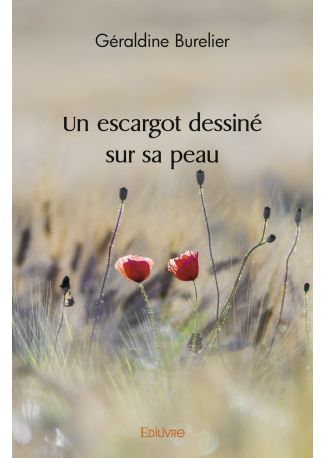 Un escargot dessiné sur sa peau