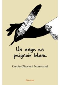Un ange en peignoir blanc